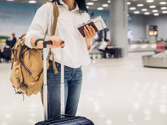 Cara Dapat Tiket Pesawat Super Murah ala Travel Hacker - Hemat Hingga 80% untuk Traveling 2025!