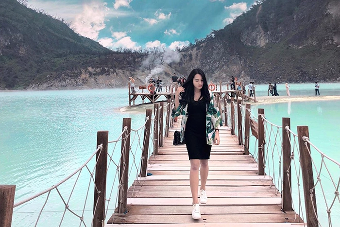 5 Destinasi Overrated yang Sebaiknya Kamu Hindari: Panduan Travel 2025