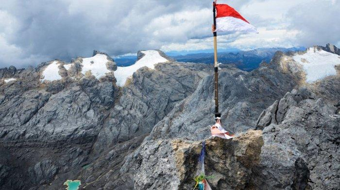 3 Jalur Pendakian Ekstrem 2025: Tantangan & Persiapan Wajib untuk Petualang Sejati