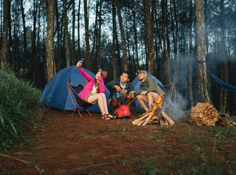 Hutan Pinus Rahong: Camping, Hammock & Tubing Viral 2025