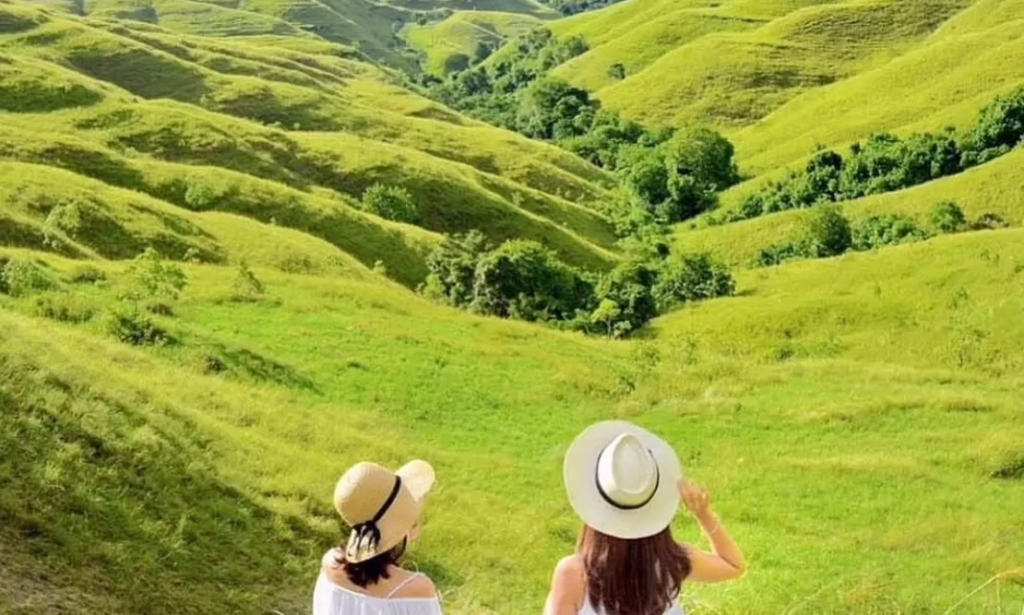 Hidden Gem Sumba: Savana, Walakiri, Ratenggaro 2026