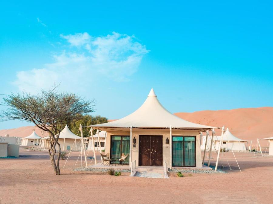Oman Desert Wadi Camps Petualangan Unik 2026